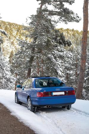 Audi S6 Plus 1996 года 